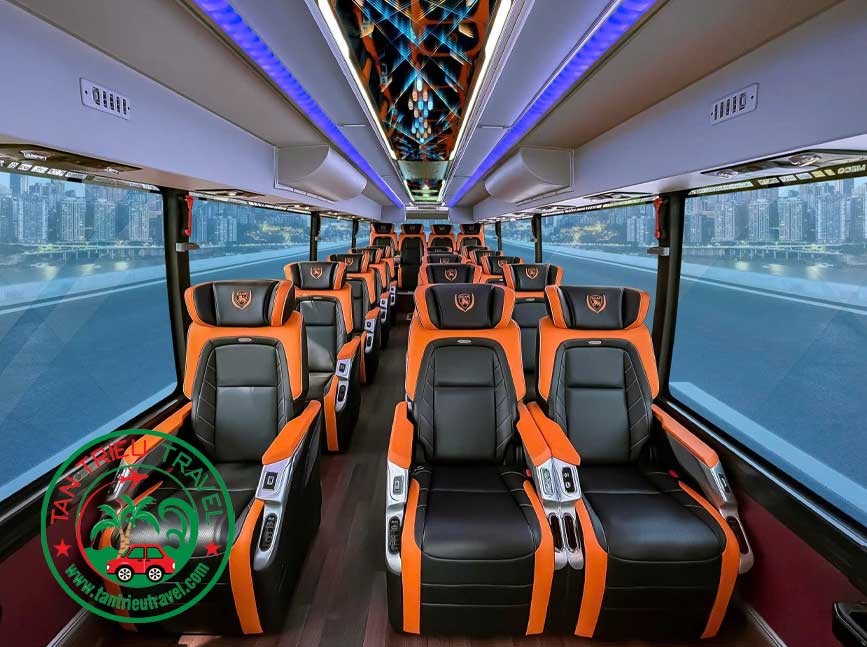 Cho thuê xe limousine 18 chỗ đi Cà Mau