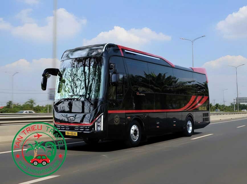 Limosine 18 chỗ đi Cà Mau