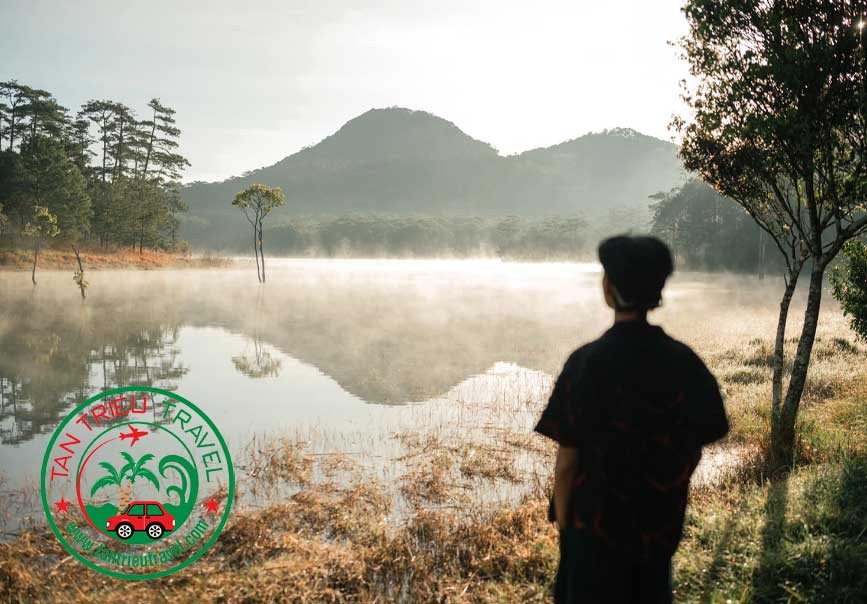 Cảnh đẹp Hồ Tuyền Lâm - Thiên đường sống ảo