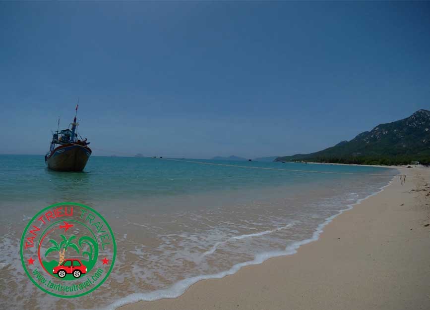 Cảnh đẹp biển Dốc Lết
