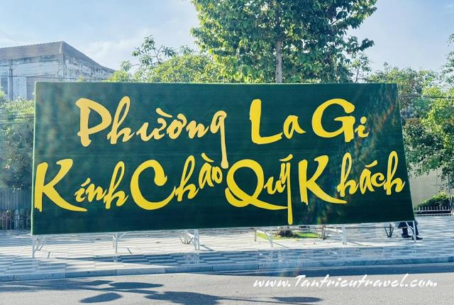 Bảng giá thuê xe du lịch đi Lagi từ TPHCM |Xe 4,7,16,29,45 chỗ