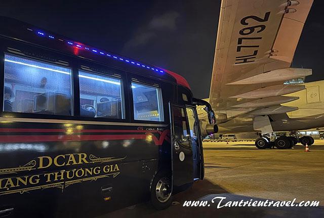 Bảng giá thuê xe limousine đón tiễn sân bay 2023