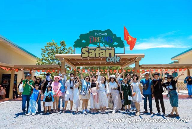 Thuê xe du lịch đi Safari Cafe Phan Thiết