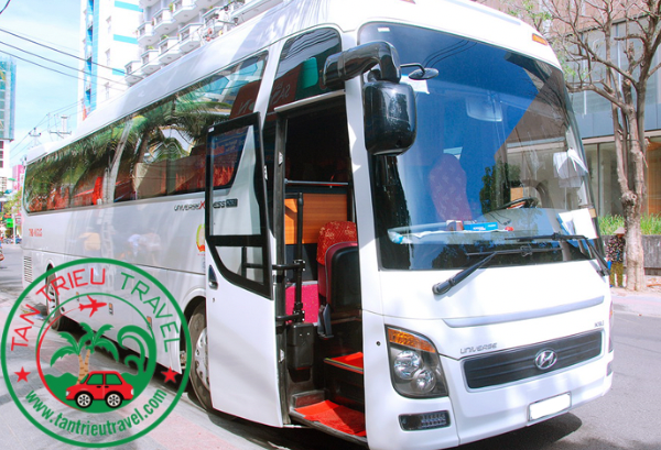 Thuê xe hợp đồng tháng tại TPHCM – Kinh nghiệm và lưu ý