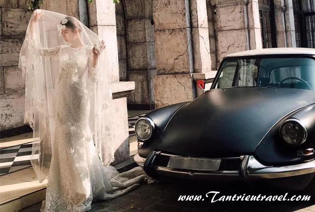 Cho thuê xe hoa cưới cổ Citroen DS 1963 tại TPHCM    