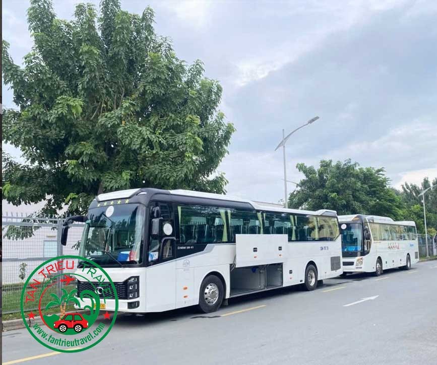 Thuê xe 45 chỗ Thaco