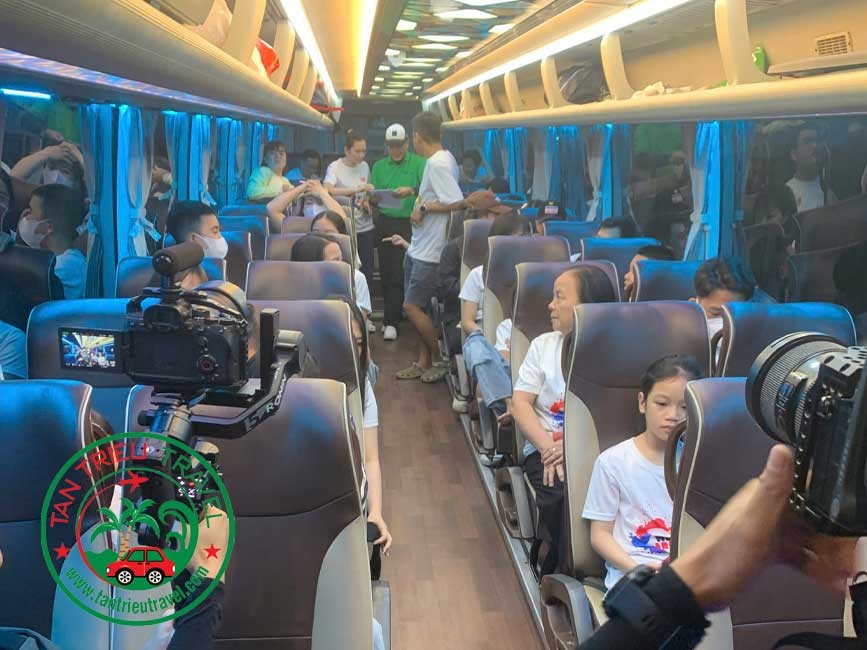 Cho thuê xe 45 chỗ uy tín tại TPHCMa