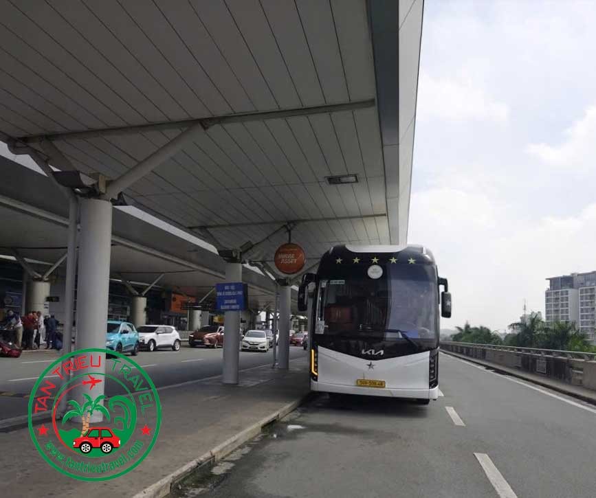 Thuê xe 45 chỗ đưa rước sân bay