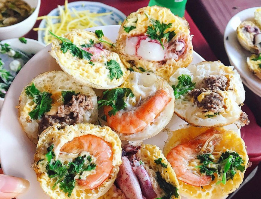 Bánh căn đặc sản Nha Trang