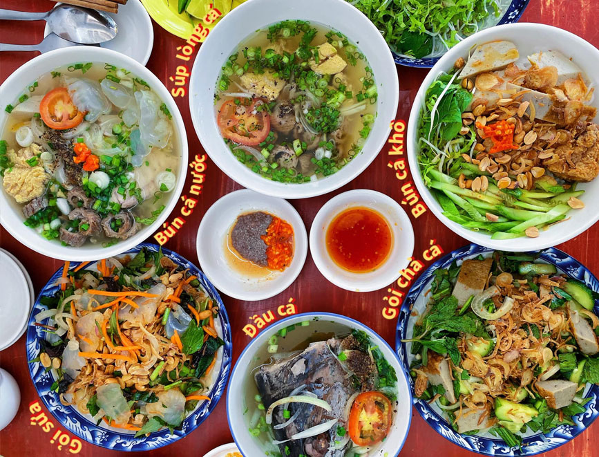 Bún cá full Topping