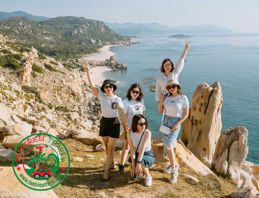 Thuê xe 29 chỗ đi Vịnh Vĩnh Hy