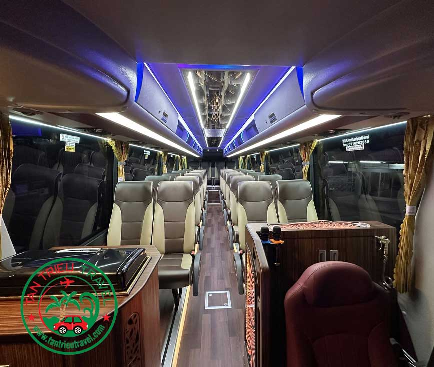 Chọn dòng xe 29 chỗ thoải mái, tiện nghi