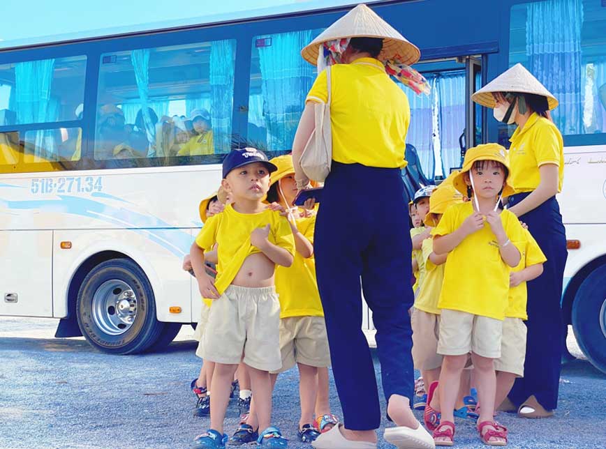 Phục vụ các bé đi Gozoo Farm Long Hải