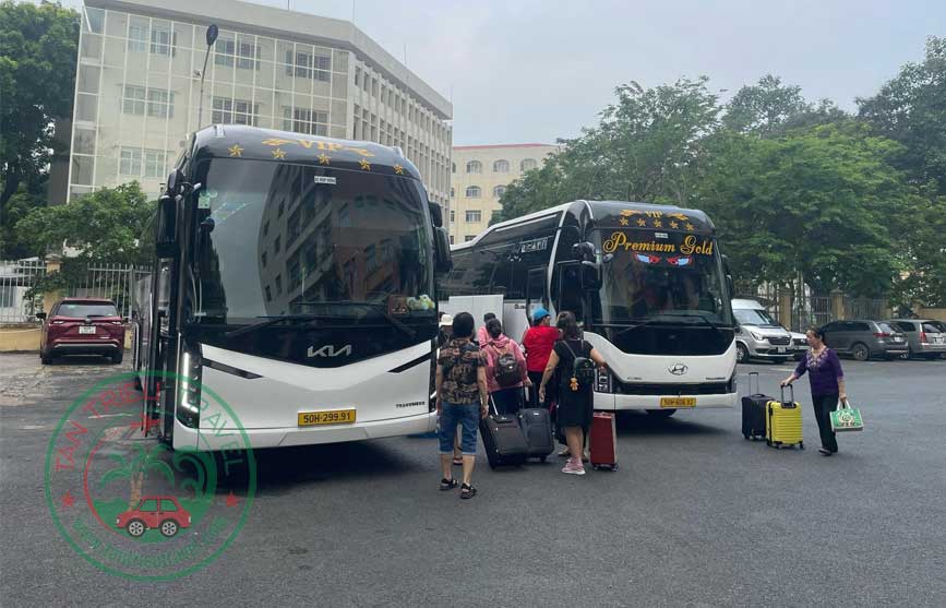 Thuê xe giá rẻ đi KDL Hò Dô Ta