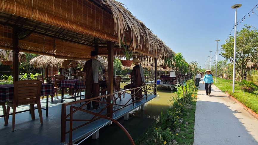 Vui chơi tại khu du lịch sinh thái Châu Đốc