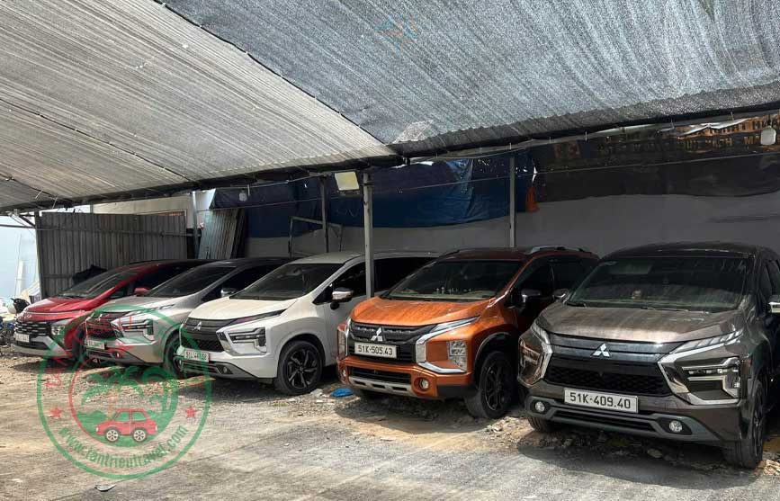 Thuê xe du lịch 7 chỗ tại TPHCM