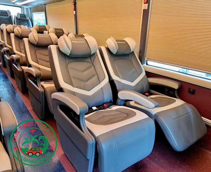 Limousine 19 chỗ đi Châu Đốc