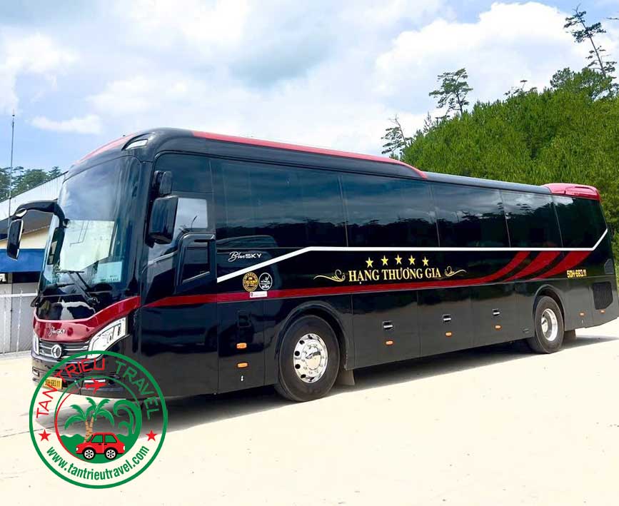 Thuê xe limousine 28 chỗ đi Nha Trang
