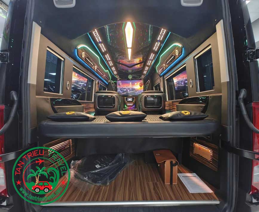 Thuê xe limousine đi Mũi Né