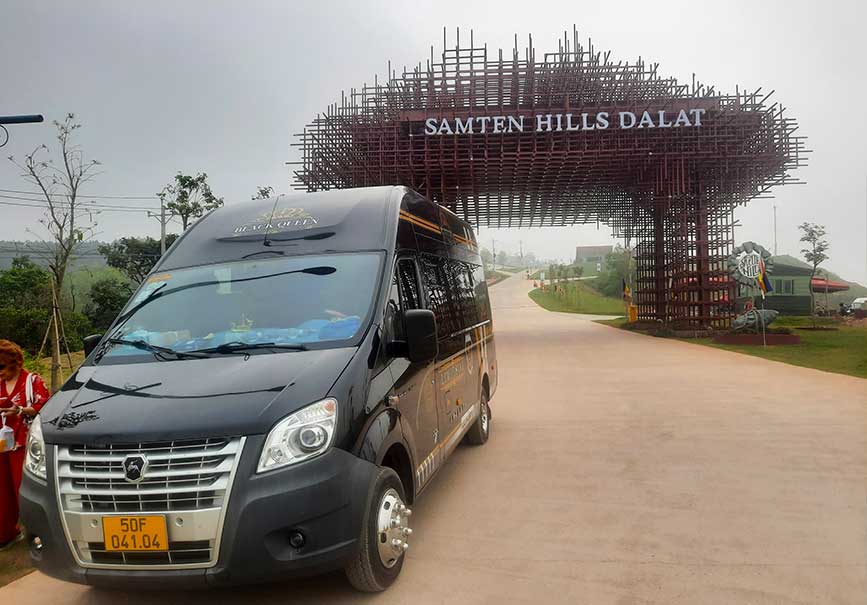 Chọn thuê xe du lịch cùng Tân Triều đến Samten Hills