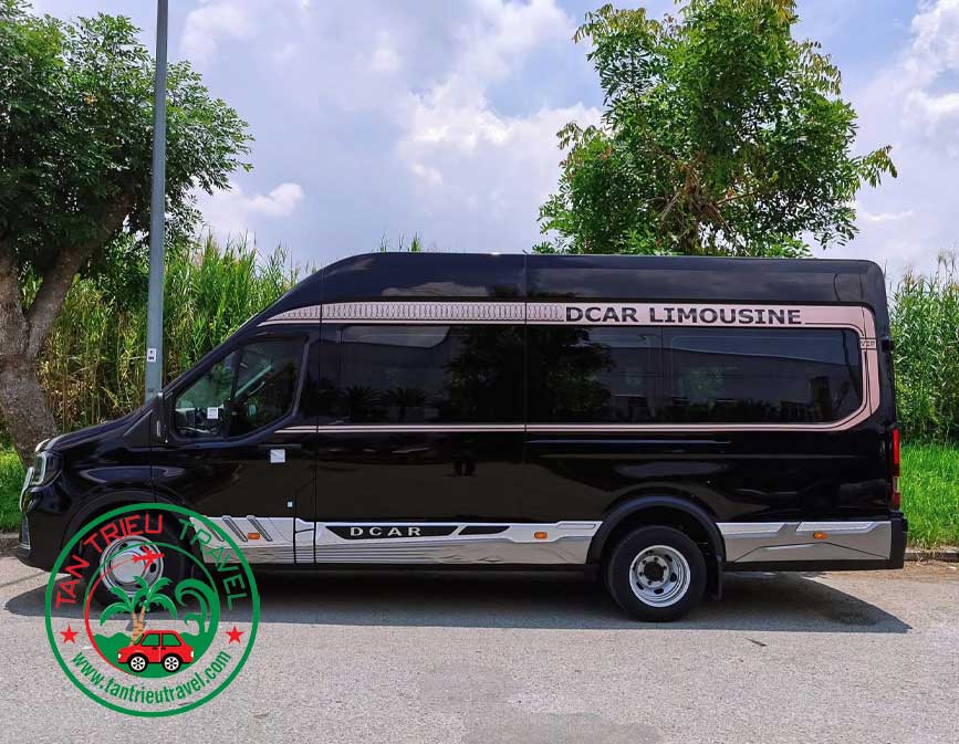 Dòng xe limousine cao cấp 9 chỗ 2025