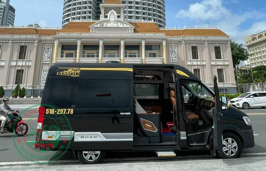 Thuê xe limousine đi Long Xuyên từ TP.HCM