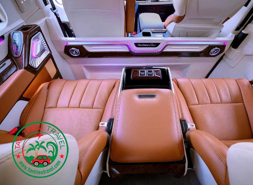 Cho thuê xe limousine đi Tây Ninh