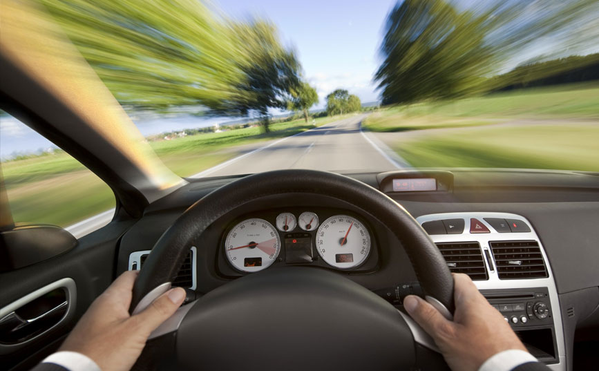 Cân phải yêu cầu thay tai nếu có dấu hiệu lái quá nhanh và ẩu