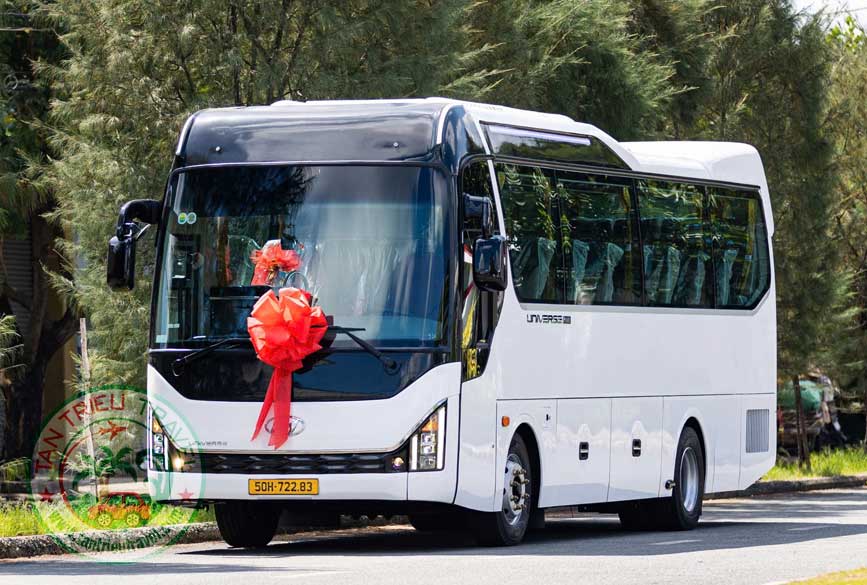 Đặt xe 29 chỗ đi Cam Bình bằng xe đời mới