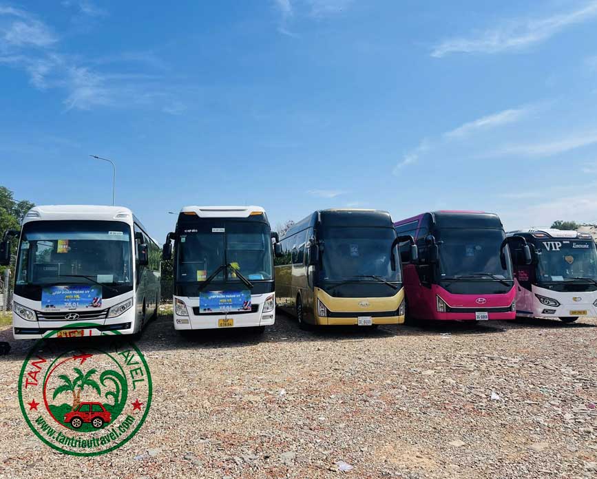 Xe 29 chỗ tiện nghi và phù hợp với đoàn đông