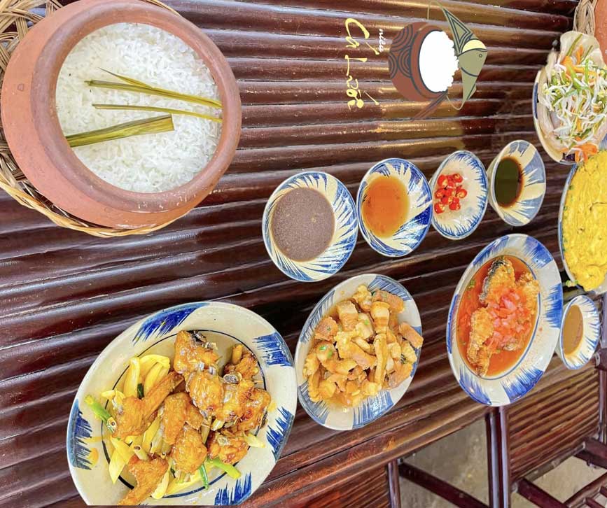 Bữa cơm niêu cho 2 người chỉ với 200,000đ