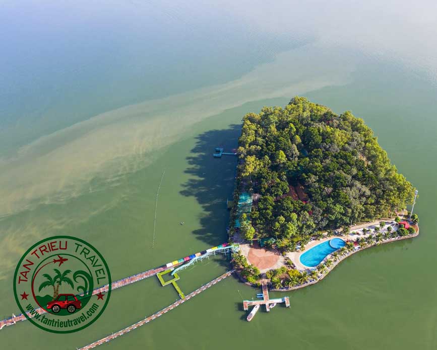 Cảnh đẹp đảo Ó từ trên cao