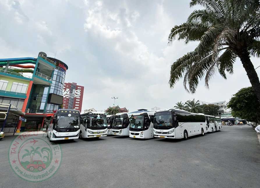 Đặt xe đi Long An cùng Tân Triều Travel