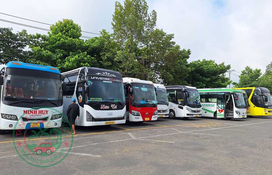 Đặt xe du lịch có Hướng Dẫn Viên