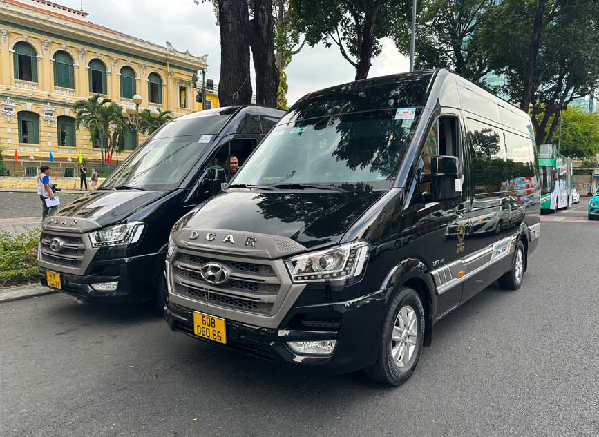 Hãng xe limousine 9 chỗ do Dcar đóng
