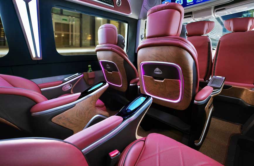 Nội thất dàn ghế limousine 9 chỗ bàn Rồng