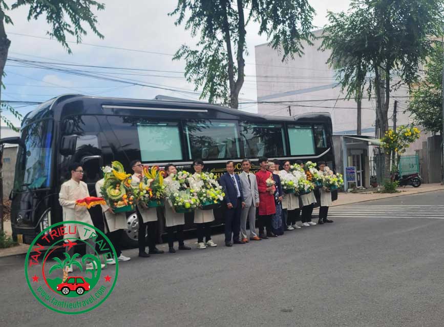 Lựa chọn xe limousine cho đội hình rước dâu