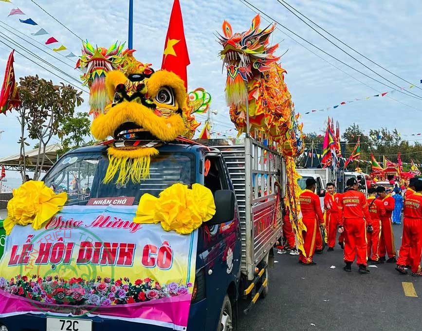 Cho thuê xe từ Sài Gòn đi Dinh Cô