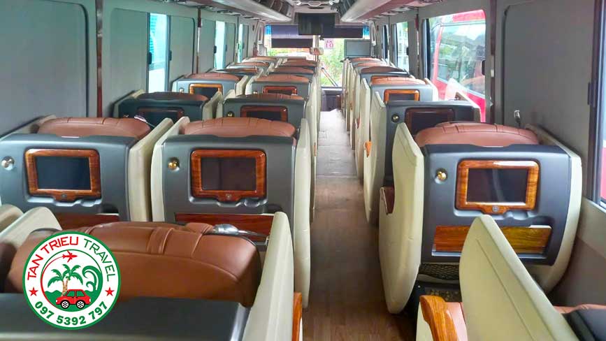 Nội thất dòng limousine 29 chỗ cao cấp bản massage