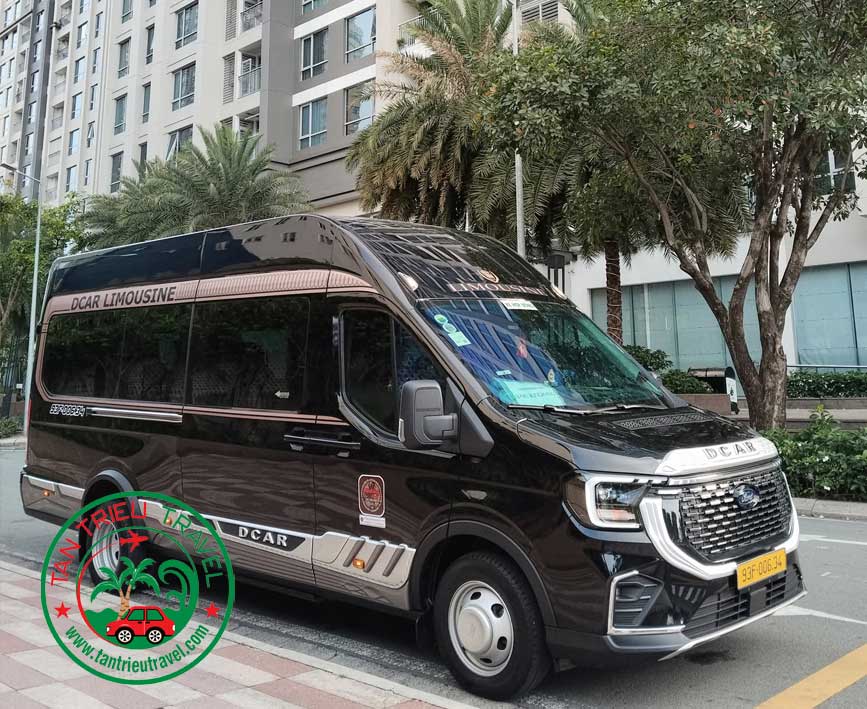 Chọn xe limousine đời mới đi Rách Giá