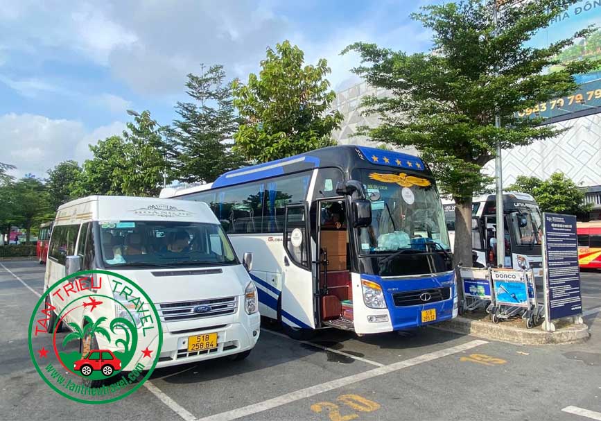 Xe đón quý khách sân bay tham quan Sóc Trăng