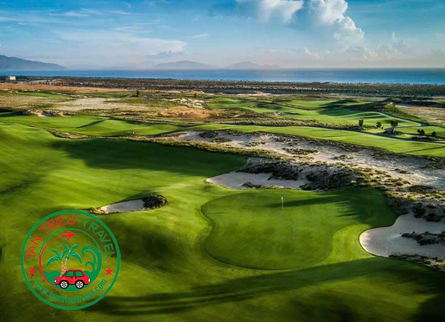 Sân golf Cam Ranh