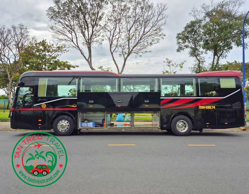 Luôn là các dòng xe đời mới tại Tân Triều Travel