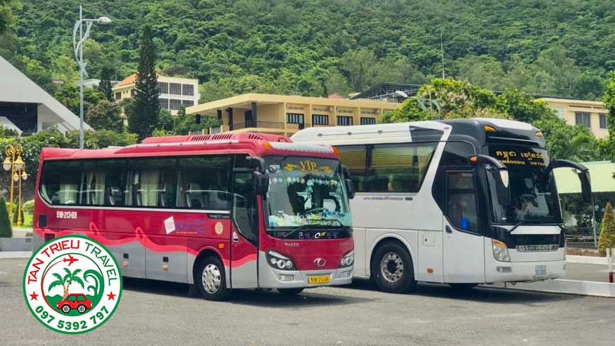 So sánh gầm xe 45 chỗ và 29 chỗ