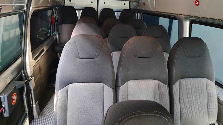 Nội thất bên trong Ford Transit 2022