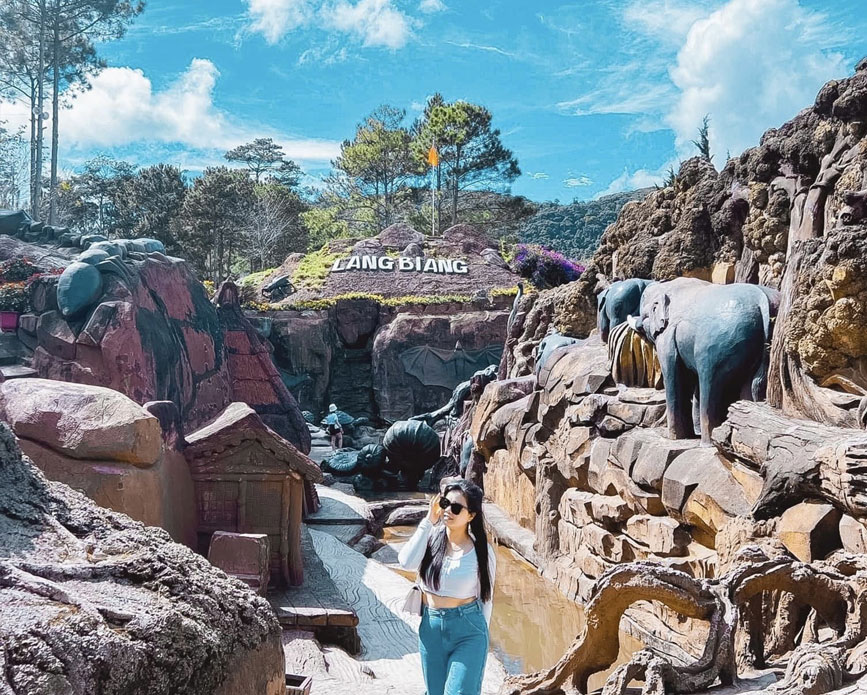 Tái hiện khung cảnh Đà Lạt xưa và nay