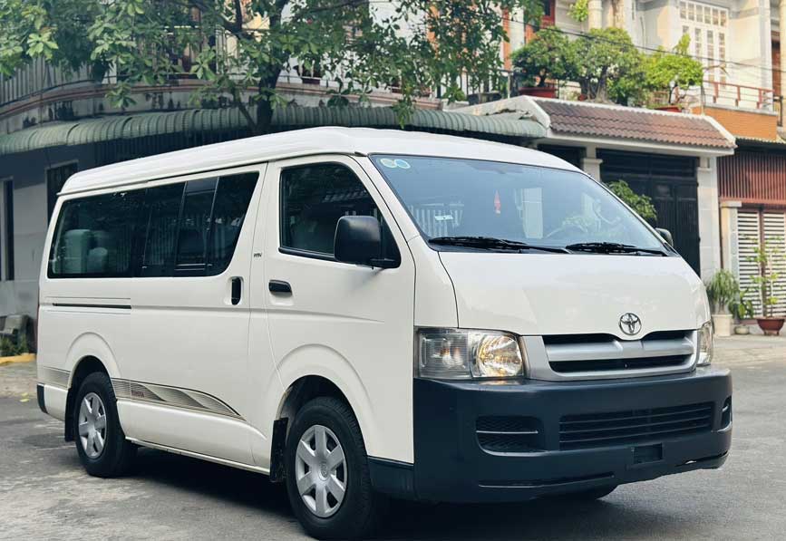 Dòng xe 16 chỗ Toyota Hiace