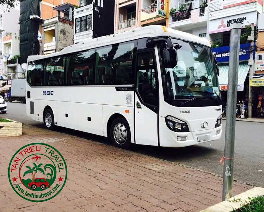 Đặt xe đi Nhơn Trạch giá tốt cùng Tân Triều Travel