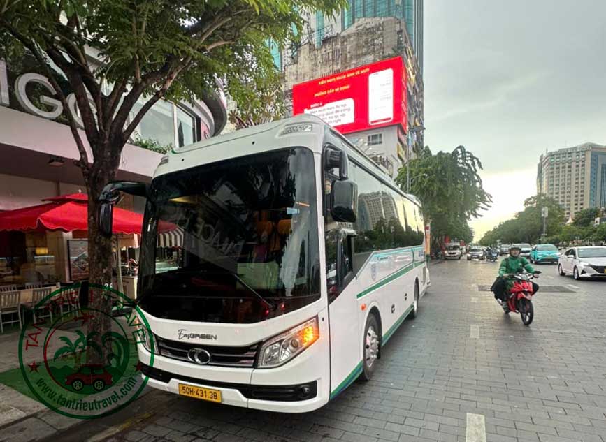 Giá thuê xe 29 chỗ Thaco đi Đồng Xoài