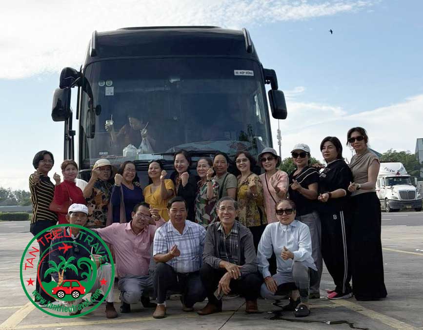 Đi càng đông - giá càng rẻ